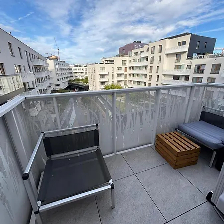 Luksusowa Oaza W Samym Centrum Wroclawia アパート ヴロツワフ